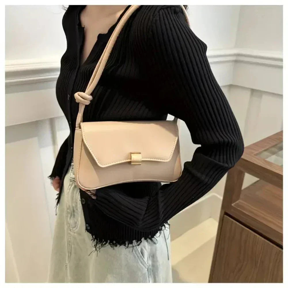 VEYLINIA | Axelväska med Vintage-Charm