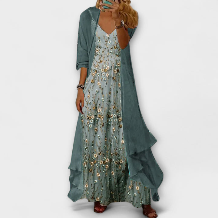VEYLINIA | Sara