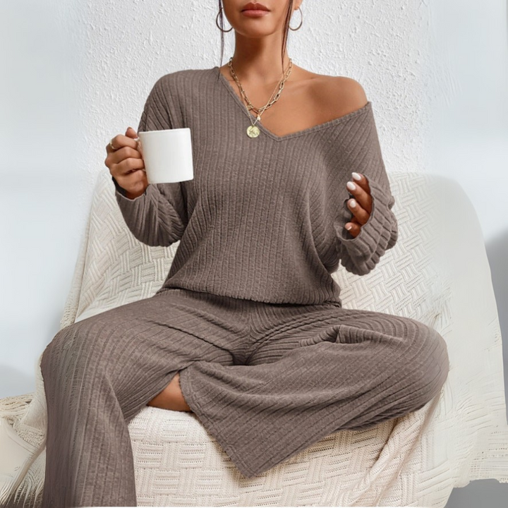 VEYLINIA | Freja – Ribbad loungeset
