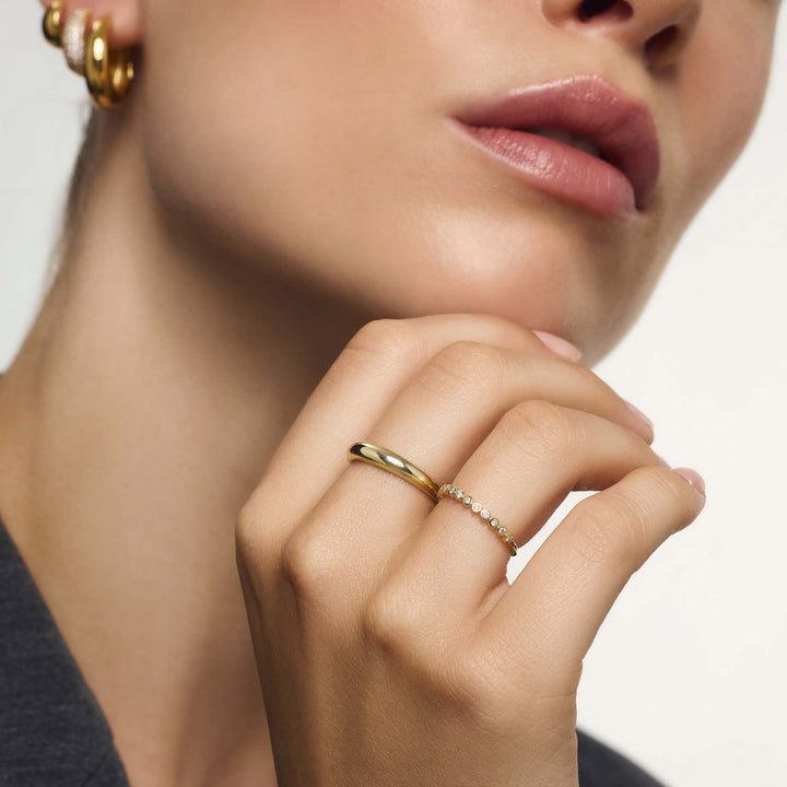 VEYLINIA | Midi kupolring i guld