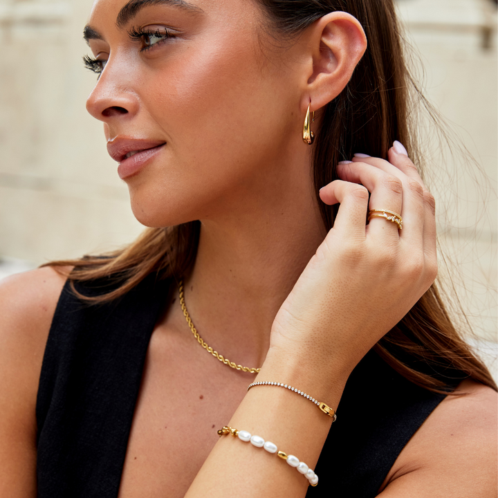 VEYLINIA | Kristallarmband i Guldton