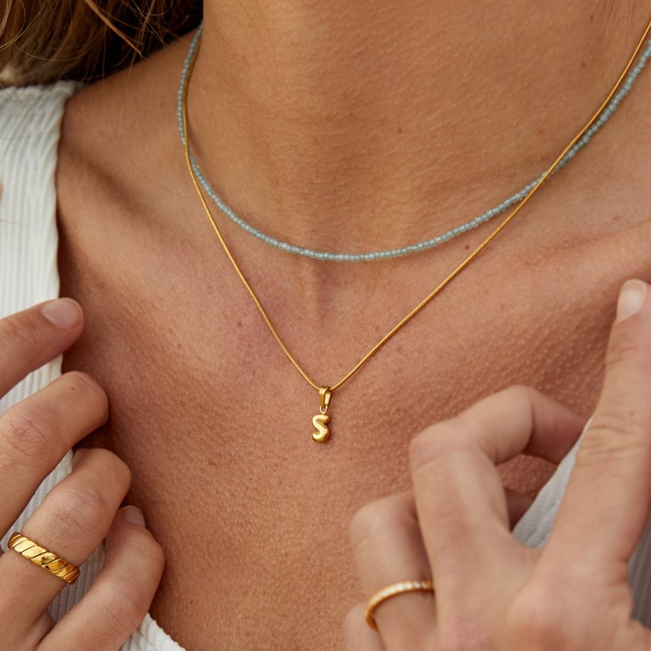 VEYLINIA | Chic Bubbelbokstavhalsband