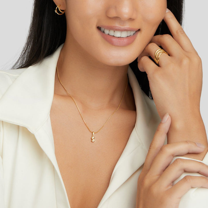VEYLINIA | Chic Bubbelbokstavhalsband