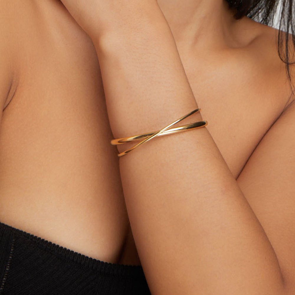 VEYLINIA | Gyllene Twist Armband