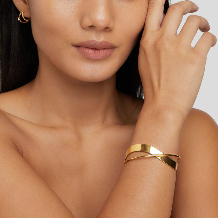 VEYLINIA | Unik Armband med Formspe