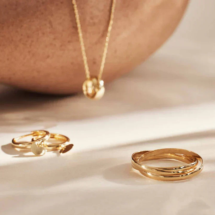 VEYLINIA | Léna Trielle-ring i guld