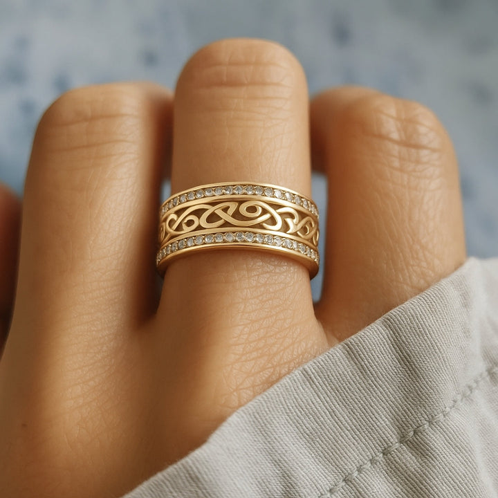 VEYLINIA | Elegant guldring Hohloha Hellera