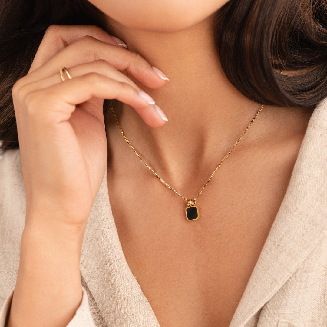 VEYLINIA | Nattstil Halsband