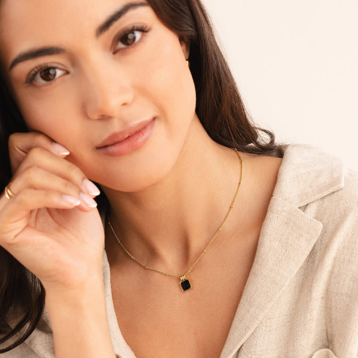 VEYLINIA | Nattstil Halsband