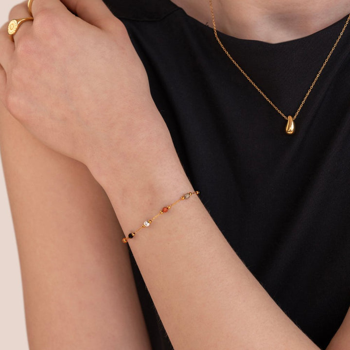 VEYLINIA | Stenarmpand med Mjuk Toning