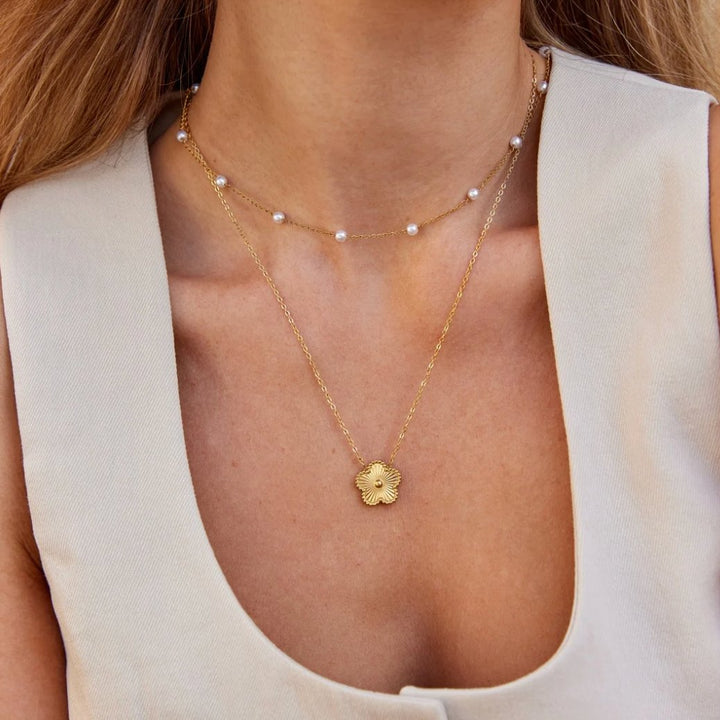 VEYLINIA | Ren Pärl Halsband