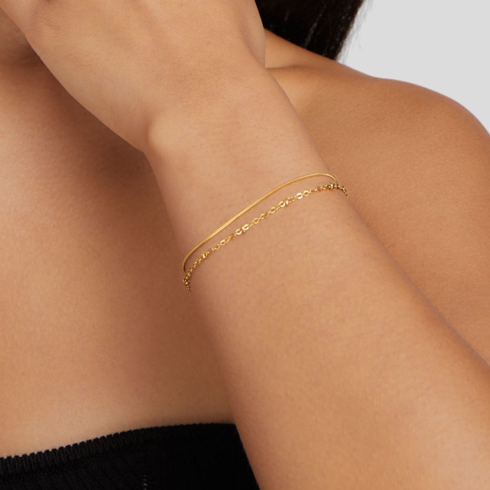 VEYLINIA | Lagerarmband i Guldton
