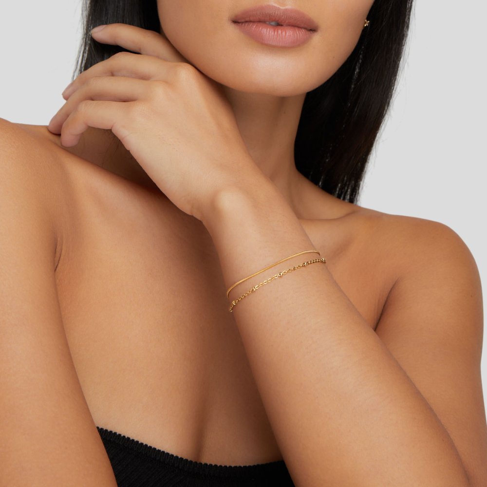 VEYLINIA | Lagerarmband i Guldton